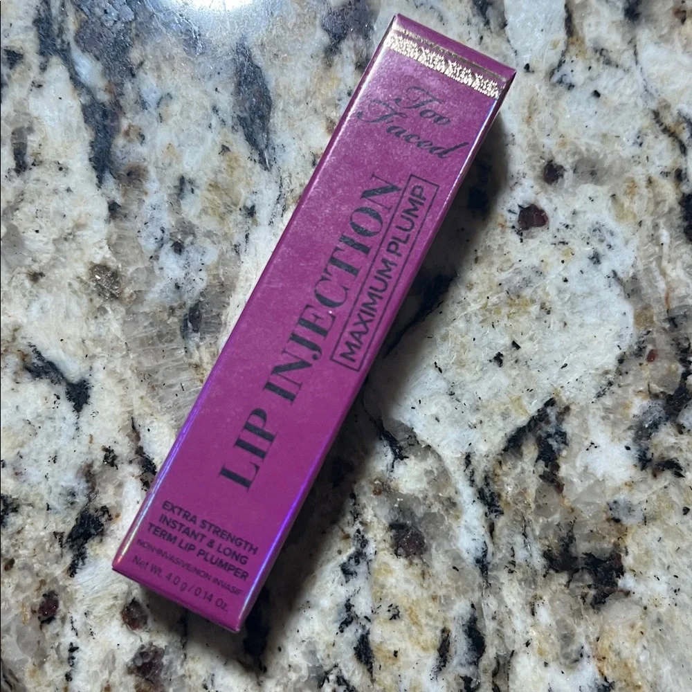 💕⚡️Too Faced Berry Crush Maximum Lip Injection